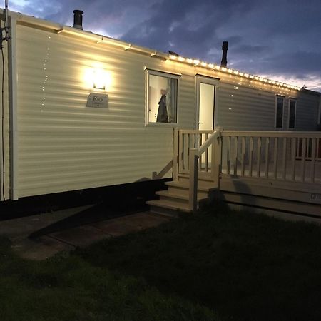 Two X 8 Berth Static Caravan On Lyons Robin Hood Rhyl North Wales Meliden ภายนอก รูปภาพ