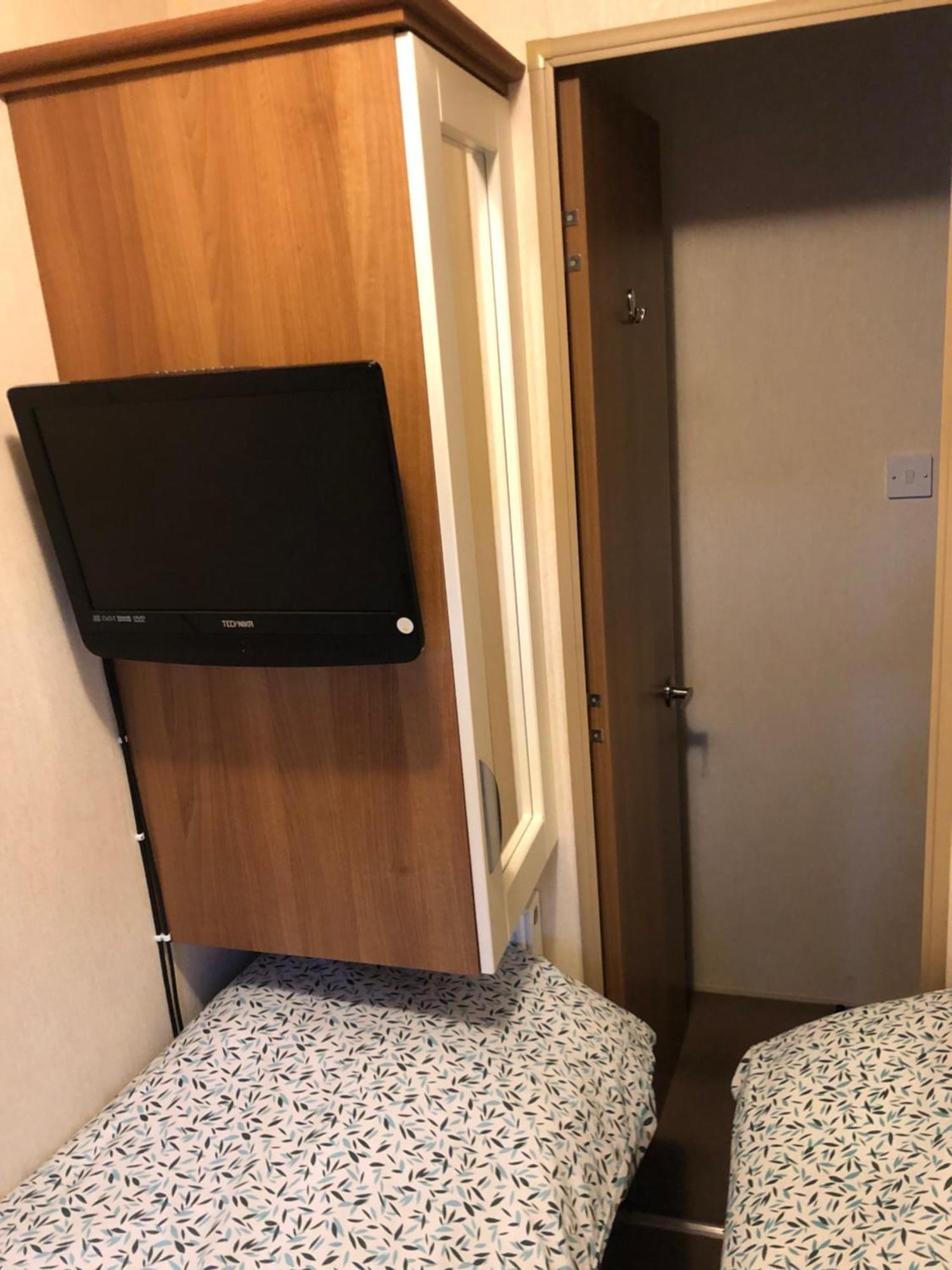 Two X 8 Berth Static Caravan On Lyons Robin Hood Rhyl North Wales Meliden ภายนอก รูปภาพ