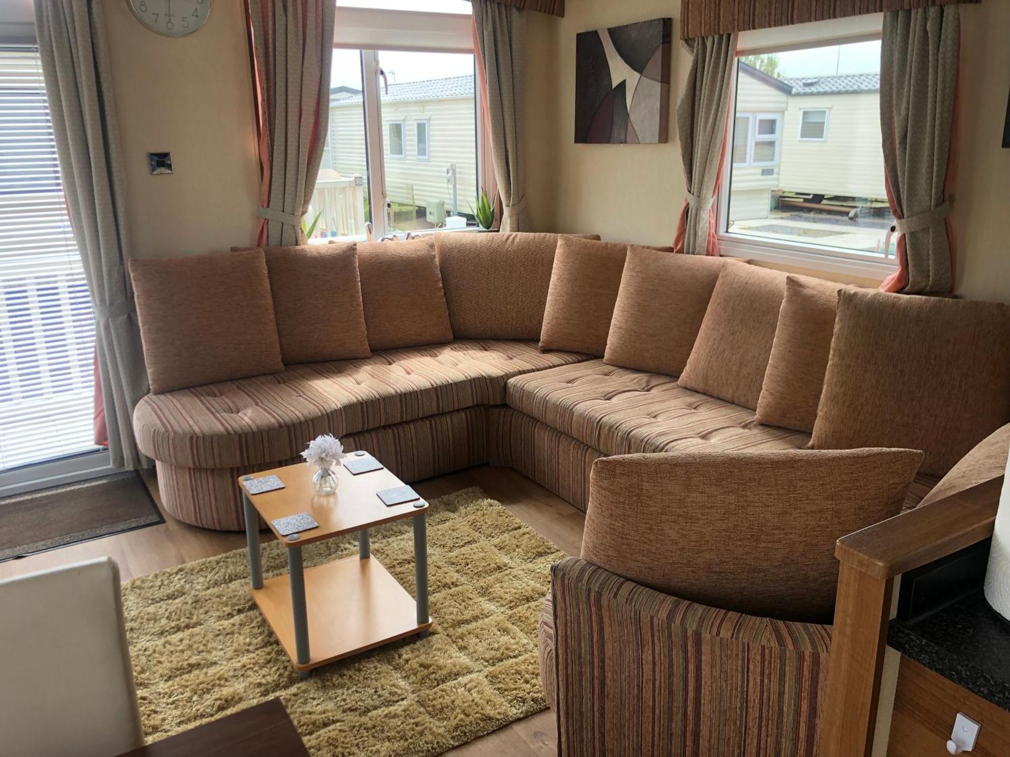 Two X 8 Berth Static Caravan On Lyons Robin Hood Rhyl North Wales Meliden ภายนอก รูปภาพ