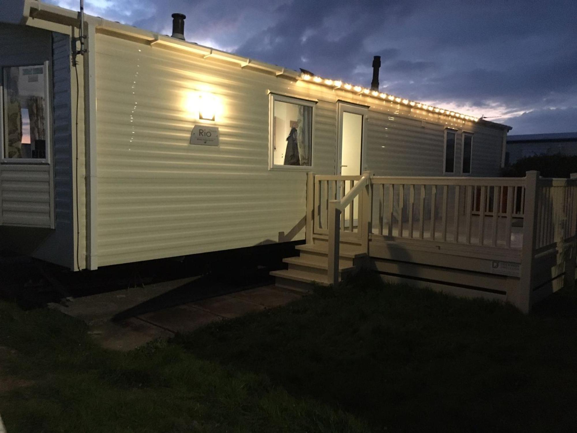Two X 8 Berth Static Caravan On Lyons Robin Hood Rhyl North Wales Meliden ภายนอก รูปภาพ